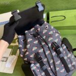 Gucci Unisex Gucci Bestiary Backpack Bag Bees Black GG Supreme Canvas - immagine 6