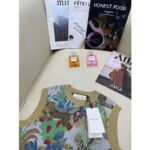 Gucci Women GG Tiger Jacquard Vest Gold Green Tiger Flower Extra Fine Lurex Crewneck – Bild 8