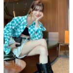 Louis Vuitton LV Women Damier Denim Trunker Jacket Ocean Cotton Regular Fit – Bild 12