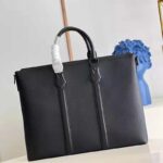 Louis Vuitton LV Unisex Lock It Tote Bag Black Grained Calf Cowhide Leather - Imagen 5