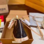 Louis Vuitton LV Women Alma BB Handbag Monogram Coated Canvas Smooth Cowhide - Bild 6