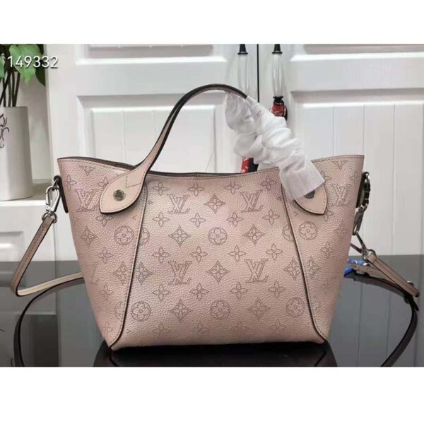 Louis Vuitton LV Women Hina PM Bucket Bag Crème Beige Mahina Perforated Calf (3)