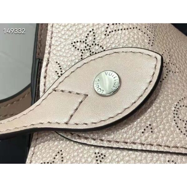 Louis Vuitton LV Women Hina PM Bucket Bag Crème Beige Mahina Perforated Calf (5)