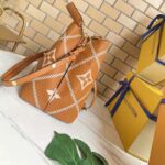 Louis Vuitton LV Women NéoNoé MM Bucket Bag Orange Embroidered Embossed Grained Cowhide - immagine 4