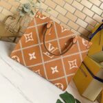 Louis Vuitton LV Women OnTheGo MM Tote Bag Arizona Embossed Supple Grained Cowhide - Image 3