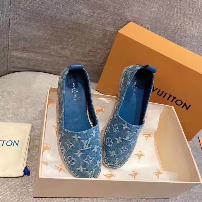 Louis Vuitton Blue Shore Denim Espadrille Flats ref.789826 - Joli Closet