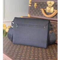 Louis Vuitton LV Aerogram Messenger Black Grained Calf Cowhide Leather Textile Lining (9)