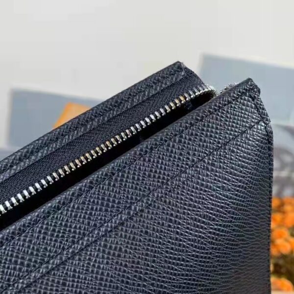 Louis Vuitton LV Unisex Pochette Voyage MM Black Taiga Cowhide Leather (1)