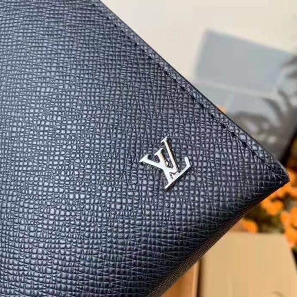 Louis Vuitton LV Unisex Pochette Voyage MM Black Taiga Cowhide Leather (9)