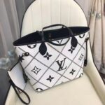 Louis Vuitton LV Women Neverfull MM Tote Crème Beige Grained Cowhide Leather - Image 6