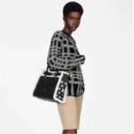 Louis Vuitton LV Women On My Side MM Handbag Black Shearling Grained Calf – Bild 11