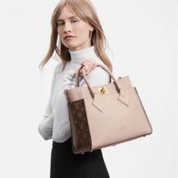 Louis Vuitton LV Women On My Side MM Tote Greige Calfskin Monogram Canvas (5)