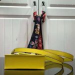 Louis Vuitton Unisex Petit Sac Plat Yellow Epi Embossed Supple Grained Cowhide - Bild 5