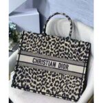 Dior Unisex CD Large Dior Book Tote Beige Multicolor Mizza Embroidery - Imagen 2