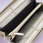 Gucci Unisex 1955 Horsebit Zip Around Wallet Beige Ebony GG Supreme Canvas - Image 6