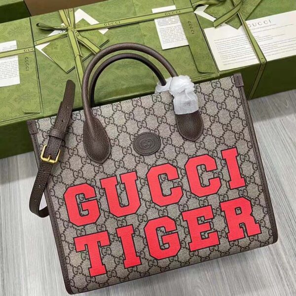 Gucci Unisex Tiger GG Small Tote Bag Beige Ebony GG Supreme Canvas (4)