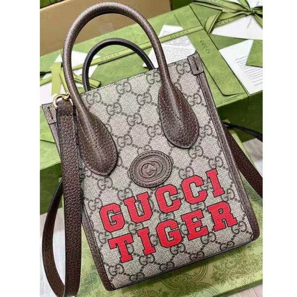 Gucci Women Tiger GG Mini Tote Bag Beige Ebony GG Supreme Canvas (7)