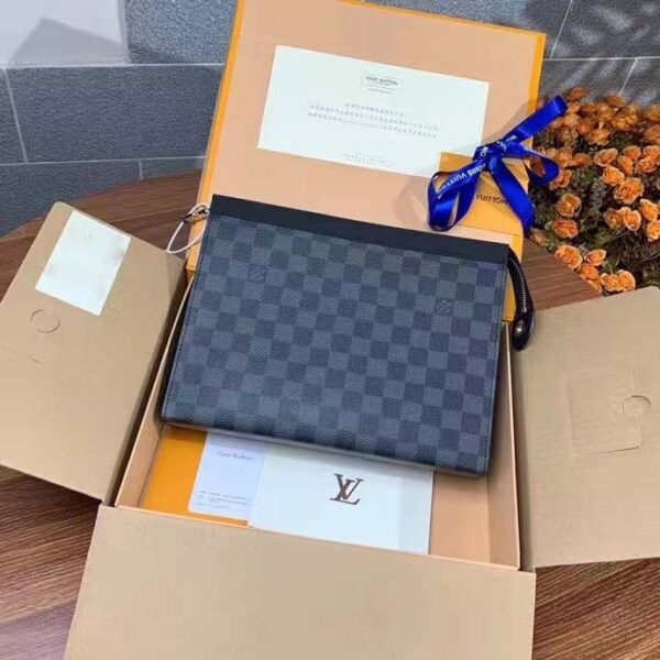 Louis Vuitton LV Unisex Pochette Voyage MM Bag Grey Damier Graphite Coated Canvas (5)