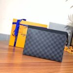 Louis Vuitton LV Unisex Pochette Voyage MM Bag Grey Damier Graphite Coated Canvas - immagine 2