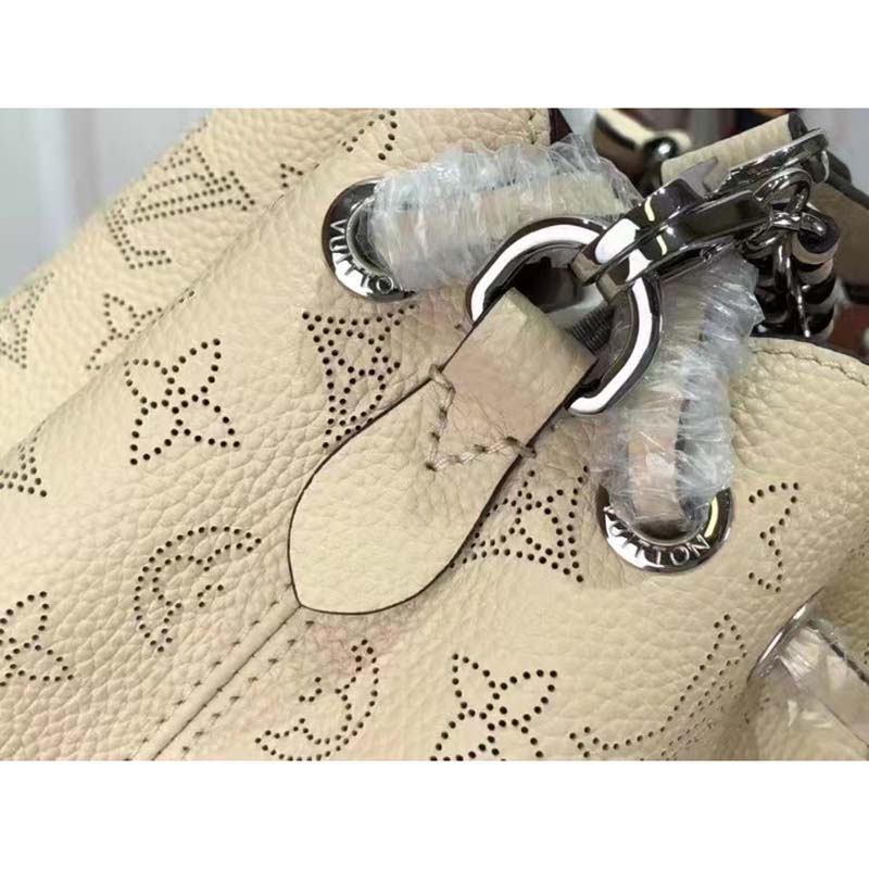 M59203 Louis Vuitton Mahina Calf Bella Tote