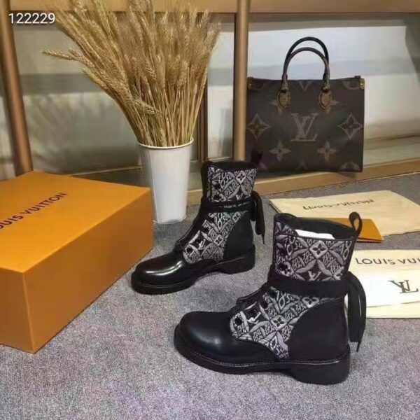 Louis Vuitton Women Platform Desert Boot Gray Jacquard Textile Calf Leather (1)