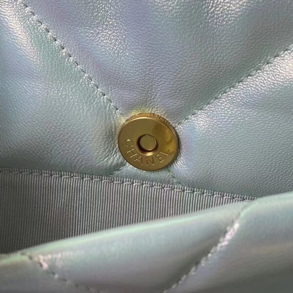 Chanel Women 19 Handbag Iridescent Calfskin Gold Silver-Tone Light Purple Blue (1)