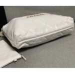 Chanel Women 22 Large Handbag Calfskin Gold-Tone Lacquered Metal - Bild 6