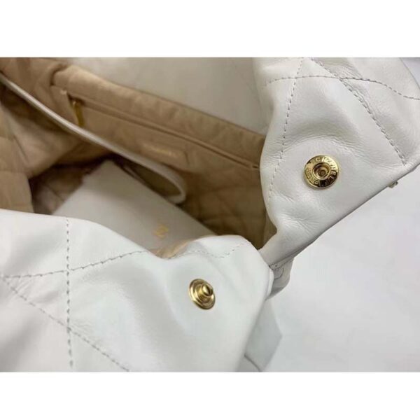 Chanel Women 22 Large Handbag Calfskin Gold-Tone Lacquered Metal White (10)