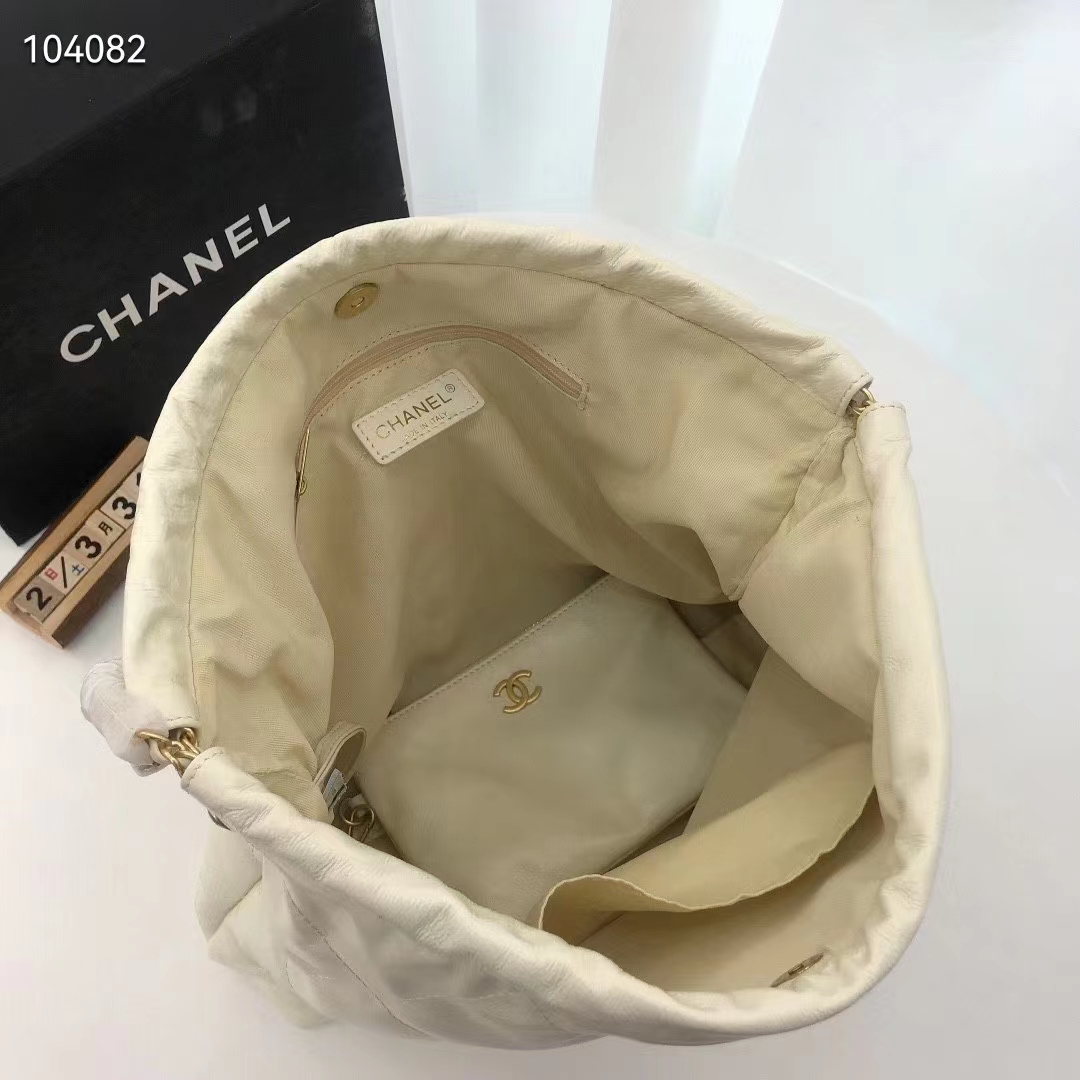 Chanel Women 22 Small Handbag Shiny Calfskin & Gold-Tone Metal