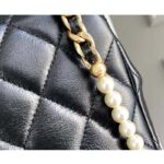 Chanel Women Mini Flap Bag Calfskin Imitation Pearls Gold-Tone Metal Black - Imagen 9