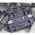 Dior Women CD Medium Lady D-Lite Bag Blue Toile De Jouy Reverse Embroidery - Imagen 3