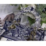 Dior Women CD Medium Lady D-Lite Bag Blue Toile De Jouy Reverse Embroidery - Imagen 9