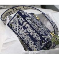Dior Women CD Medium Lady D-Lite Bag Blue Toile De Jouy Reverse Embroidery (5)