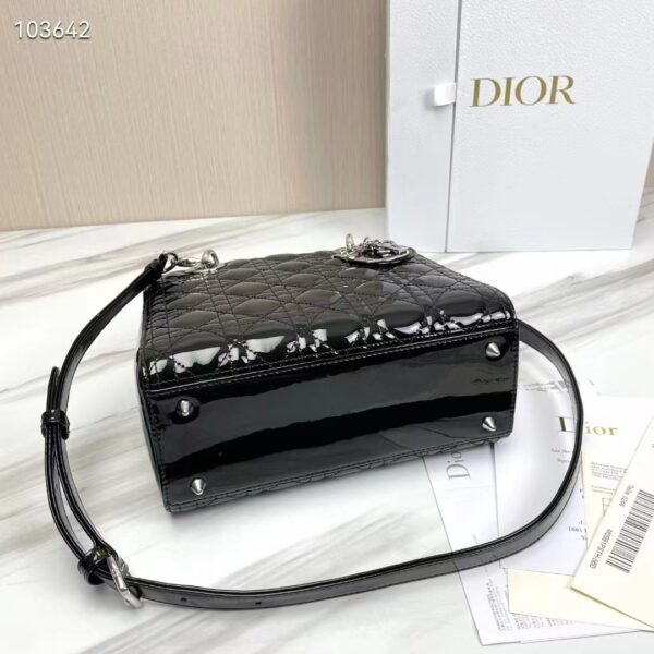 Dior Women CD Medium Lady Dior Bag Black Patent Cannage Calfskin (6)