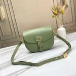 Dior Women Medium Dior Bobby Bag Cedar Green Box Calfskin Flap Closure - Imagen 2