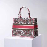 Dior Women Medium Dior Book Tote Multicolor Butterfly Embroidery – Bild 3