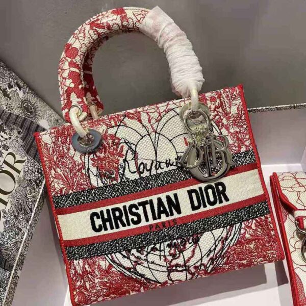 Dior Women Medium Lady D-lite Bag Red and White D-Royaume D Amour Embroidery (6)