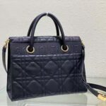 Dior Women Medium ST Honore Tote Black Macrocannage Lambskin – Bild 3