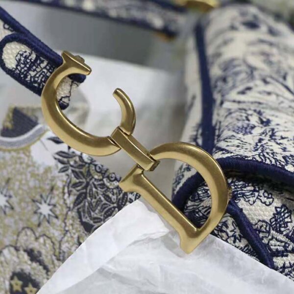 Dior Women Saddle Bag Blue Toile de Jouy Embroidery (10)