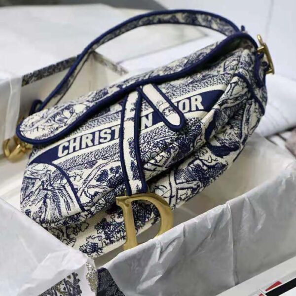 Dior Women Saddle Bag Blue Toile de Jouy Embroidery (5)