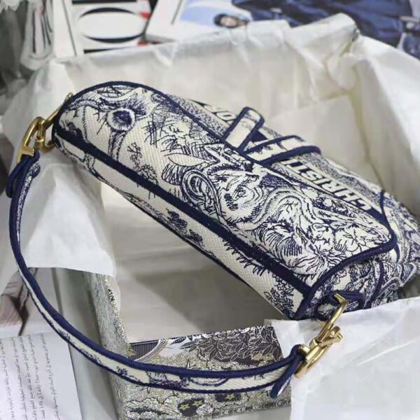 Dior Women Saddle Bag Blue Toile de Jouy Embroidery (6)