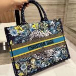 Dior Women Small Dior Book Tote Blue Dior Constellation Embroidery - Bild 4