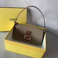 Fendi Women Baguette 1997 Beige Split Leather Bag (1)