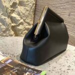 Fendi Women First Medium Nappa Leather Bag-Black - immagine 4