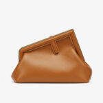 Borsa Fendi First Small in pelle nappa da donna, marrone