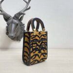 Fendi Women Mini Sunshine Shopper Mini-Bag From the Spring Festival Capsule Collection - Imagen 4