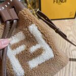 Fendi Women Mon Tresor Mini-Bag in Brown Sheepskin - immagine 10