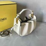 Fendi Women Pomodorino White Leather Mini-Bag - Imagen 4