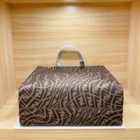 Fendi Women Shopper Brown Jacquard FF Vertigo Bag (1)