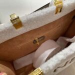 Fendi Women Sunshine Medium White Sheepskin Shopper – Image 9